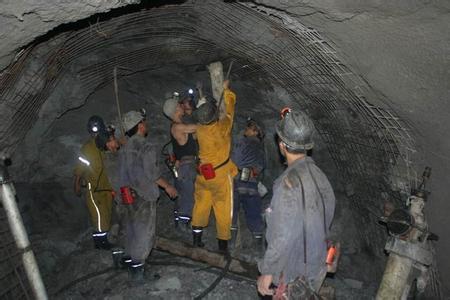 深圳工程爆破中的危险因素分析以及应对工程爆破危险的措施